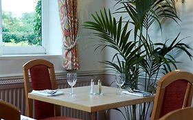 Consort Hotel & Urban Spa